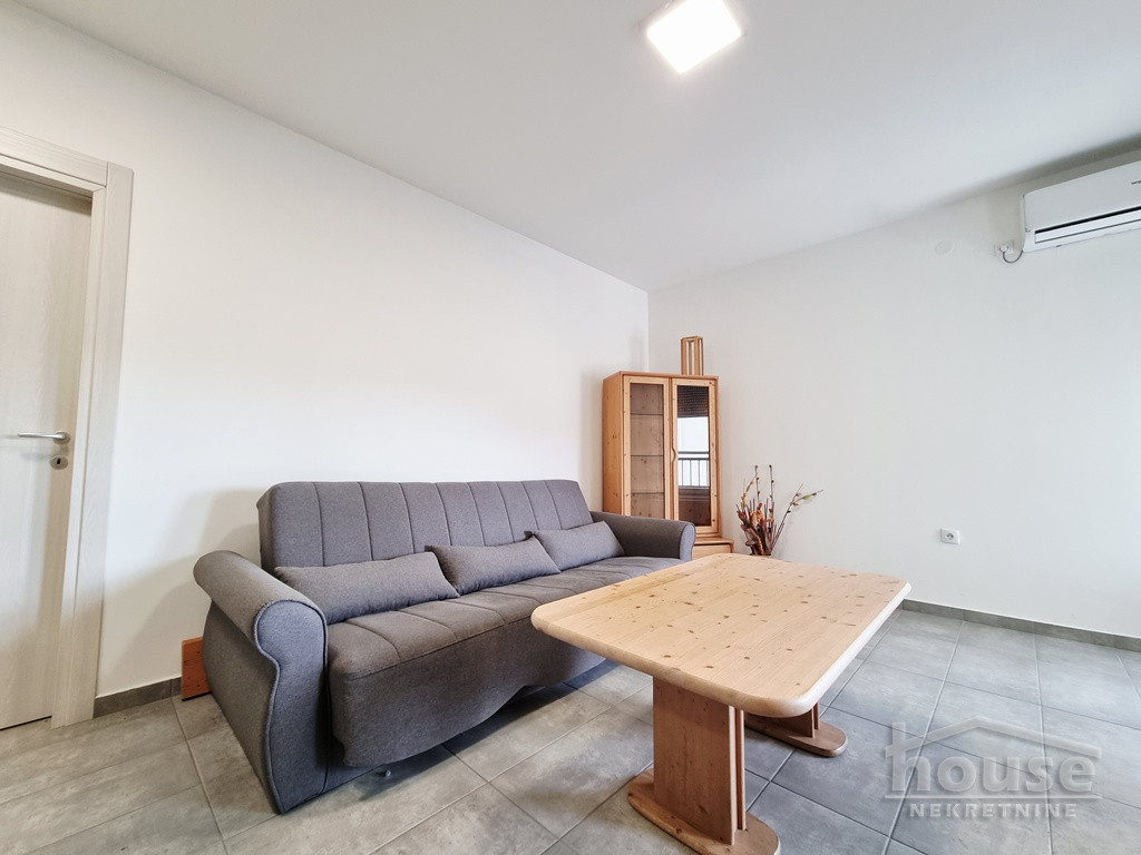 Stan Prodaja Novi Sad  43 m2