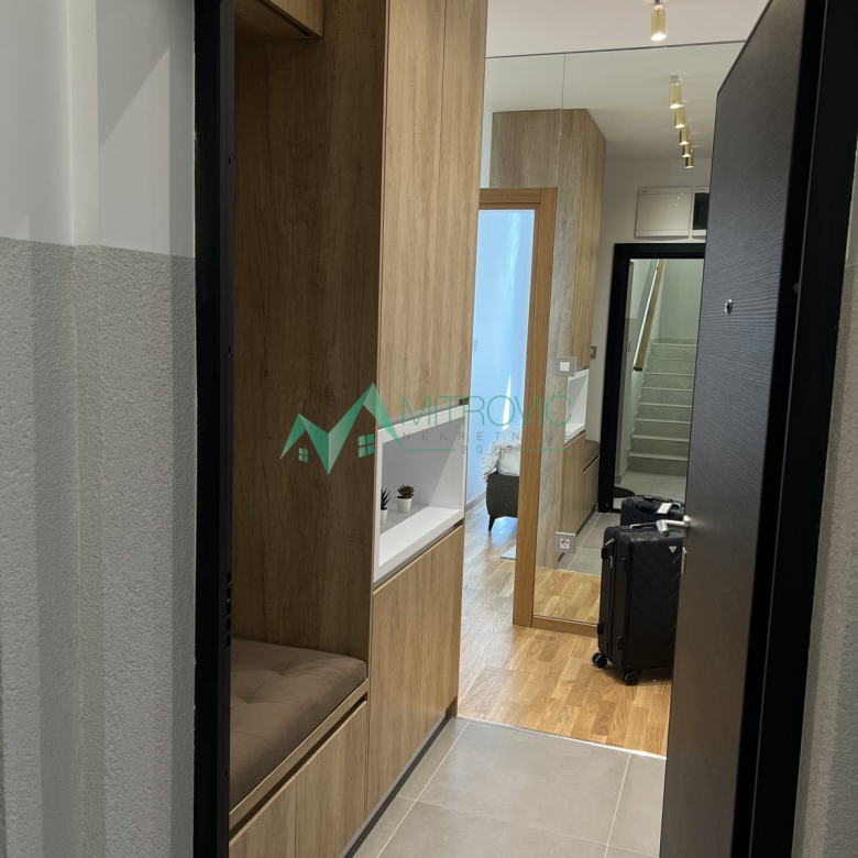 Stan Prodaja Novi Sad  50 m2