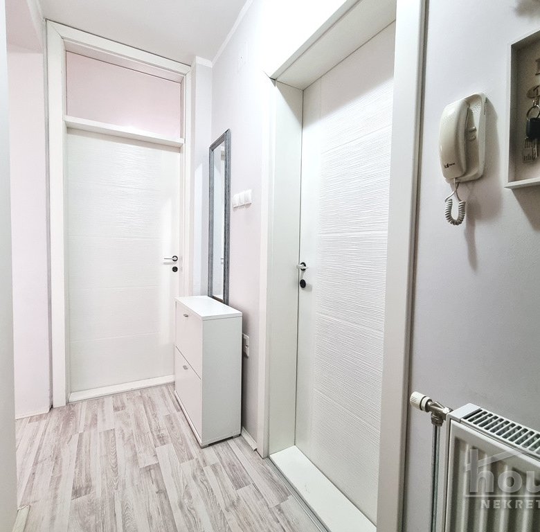 Stan Prodaja Novi Sad  48 m2