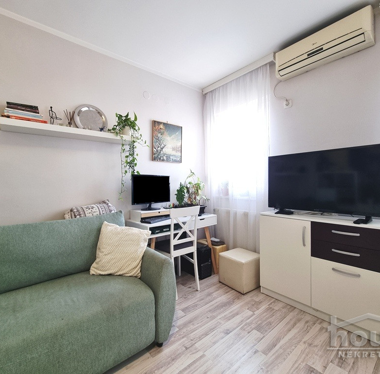 Stan Prodaja Novi Sad  48 m2