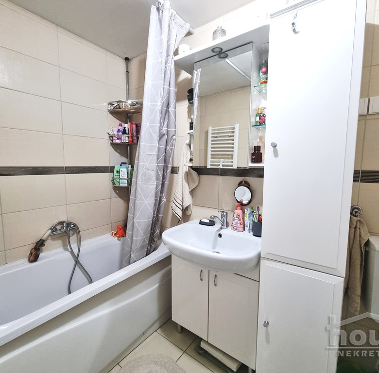 Stan Prodaja Novi Sad  48 m2