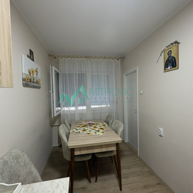 Stan Prodaja Novi Sad  54 m2