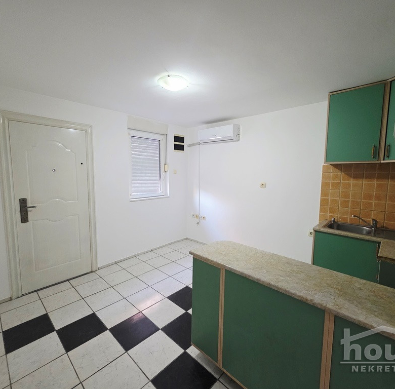 Stan Prodaja Novi Sad  56 m2