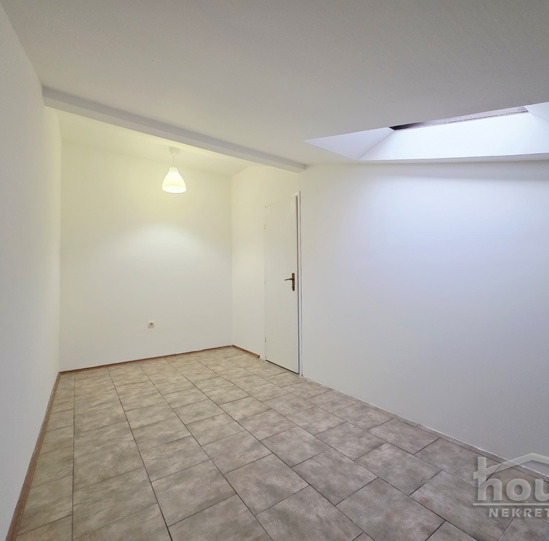 Stan Prodaja Novi Sad  56 m2