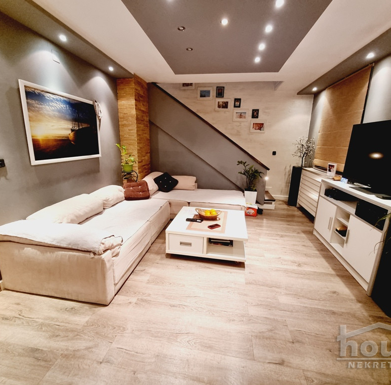 Stan Prodaja Novi Sad  81 m2