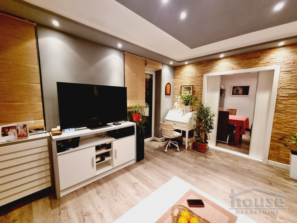 Stan Prodaja Novi Sad  81 m2