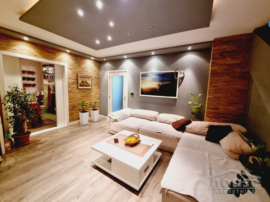 Stan Prodaja Novi Sad  81 m2