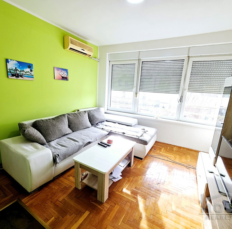 Stan Prodaja Novi Sad  52 m2