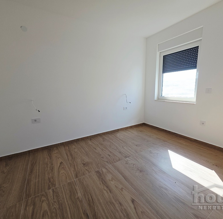 Stan Prodaja Novi Sad  93 m2