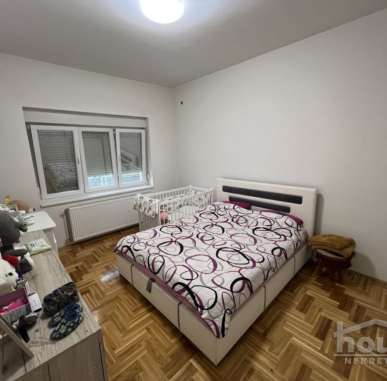 Stan Prodaja Novi Sad  87 m2