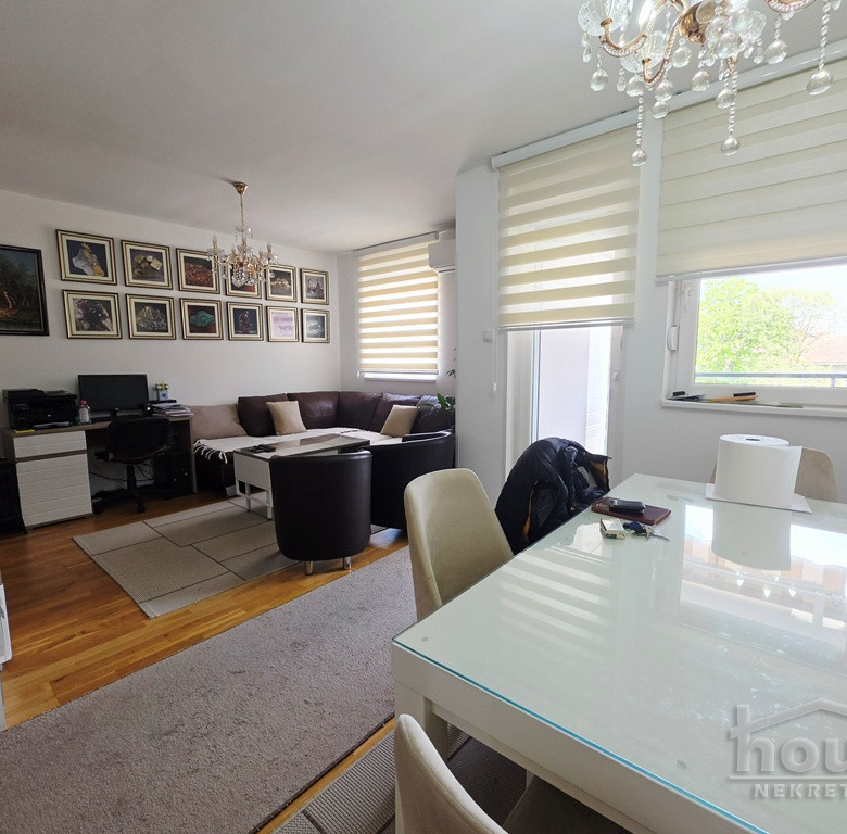 Stan Prodaja Novi Sad  80 m2