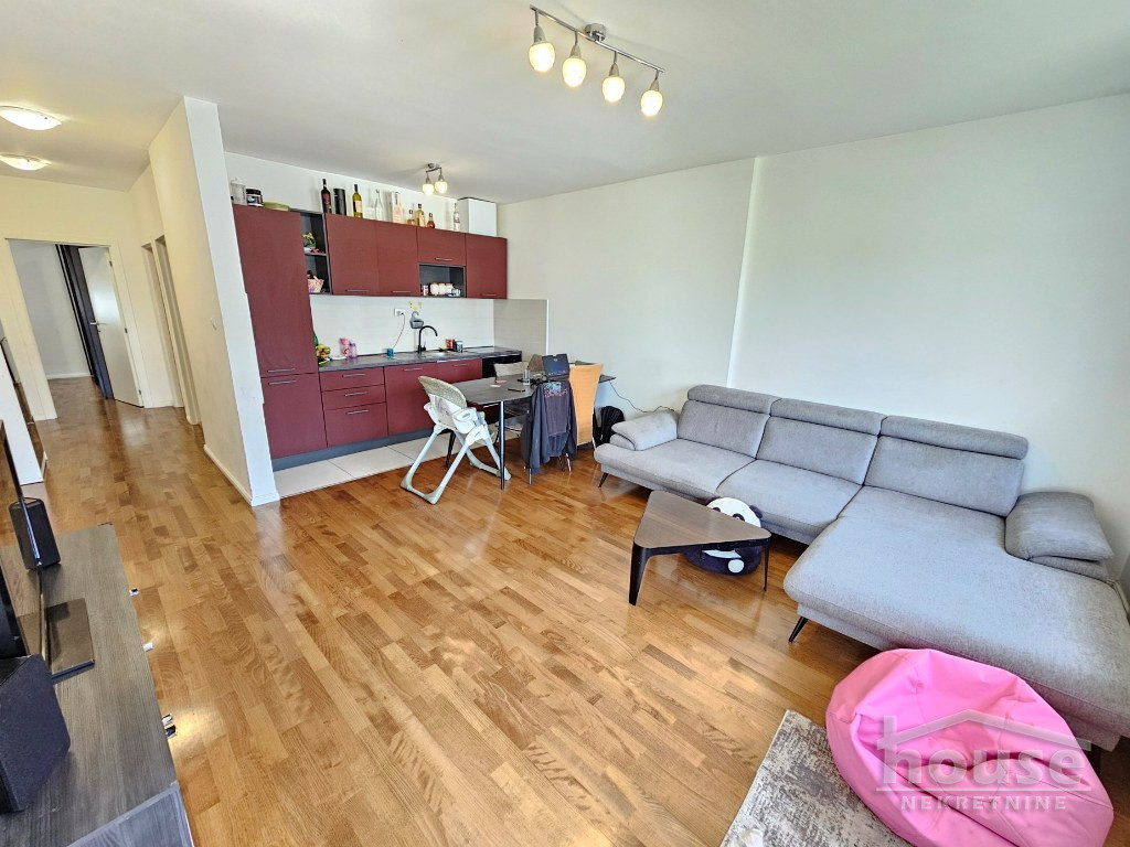 Stan Prodaja Novi Sad  75 m2