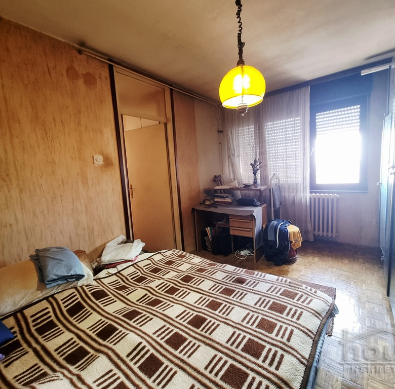 Stan Prodaja Novi Sad  77 m2