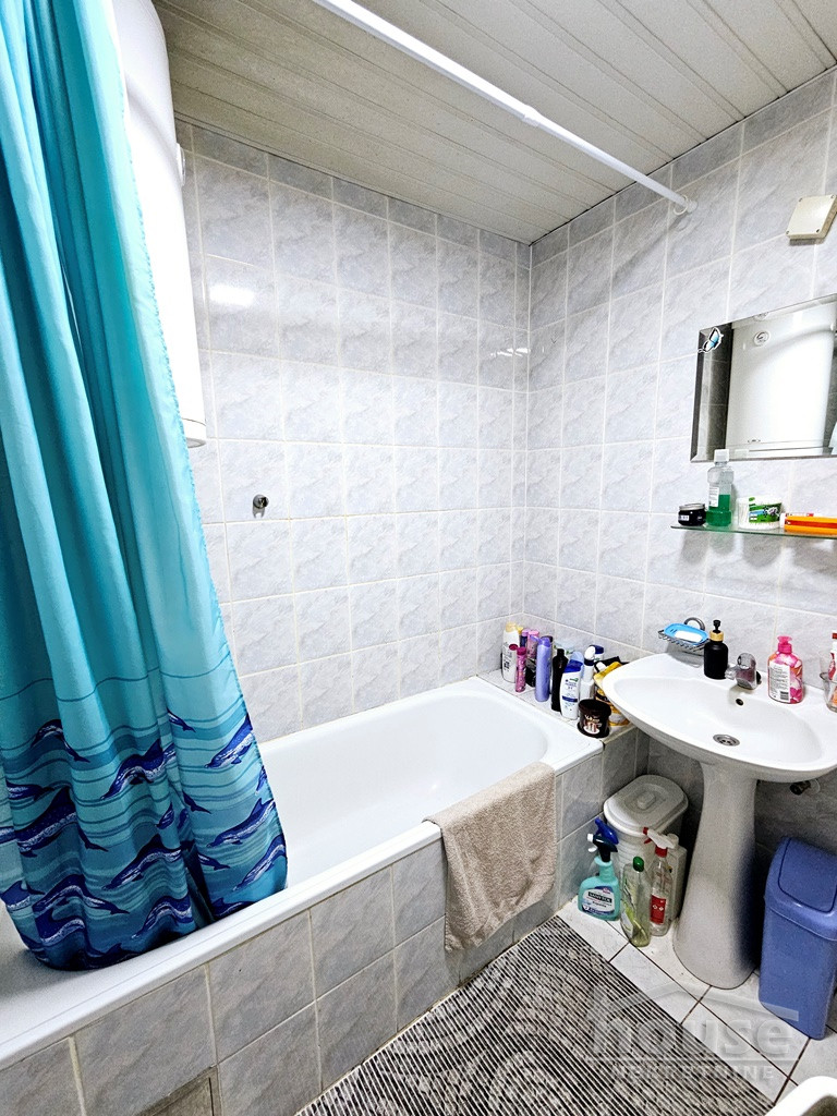 stanovi-3-5-re-bulevar-1101043-artap Troiposoban stan na prodaju, Bulevar Oslobođenja, Novi Sad, 90m², 1. sprat, 234.000 €