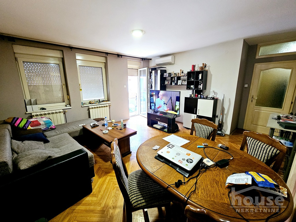 Stan Prodaja Novi Sad  90 m2