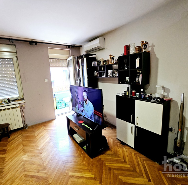 Stan Prodaja Novi Sad  90 m2