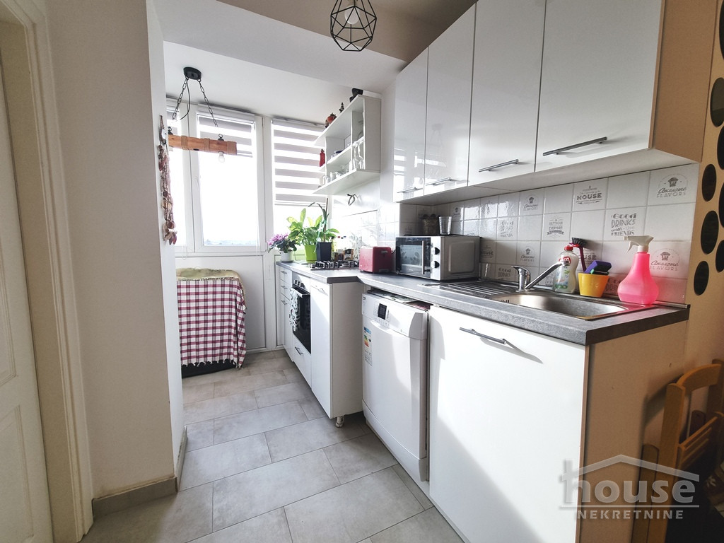 stanovi-3-5-re-bulevar-1102251-k0z2u Troiposoban stan na prodaju, Bulevar Oslobođenja, Novi Sad, 53m², 7. sprat, 160.000 €