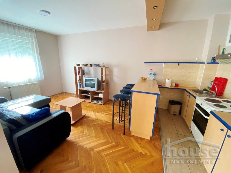 Stan Prodaja Novi Sad  67 m2