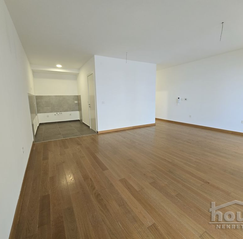 Stan Prodaja Novi Sad  86 m2
