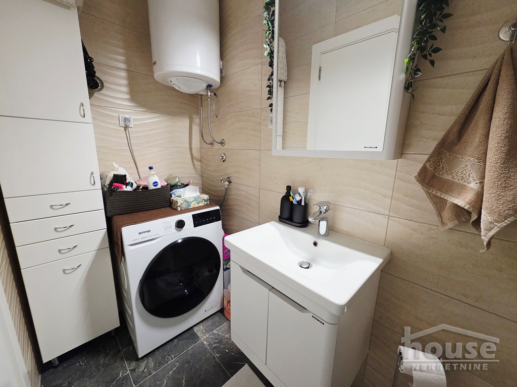 stanovi-3-5-re-lipov-gaj-1102515-uqwx6 Troiposoban stan na prodaju, Lipov Gaj, Novi Sad, 72m², 1. sprat, 144.000 €