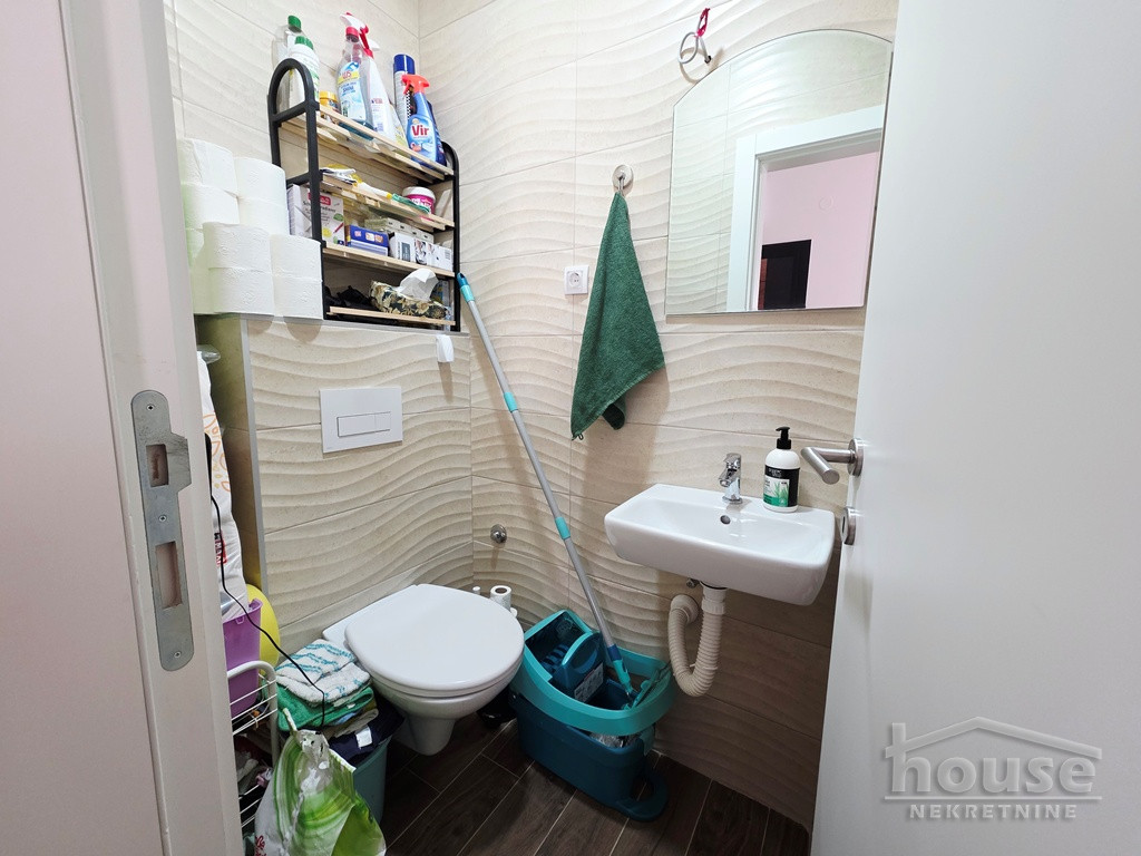 stanovi-3-5-re-lipov-gaj-1102515-wjnib Troiposoban stan na prodaju, Lipov Gaj, Novi Sad, 72m², 1. sprat, 144.000 €