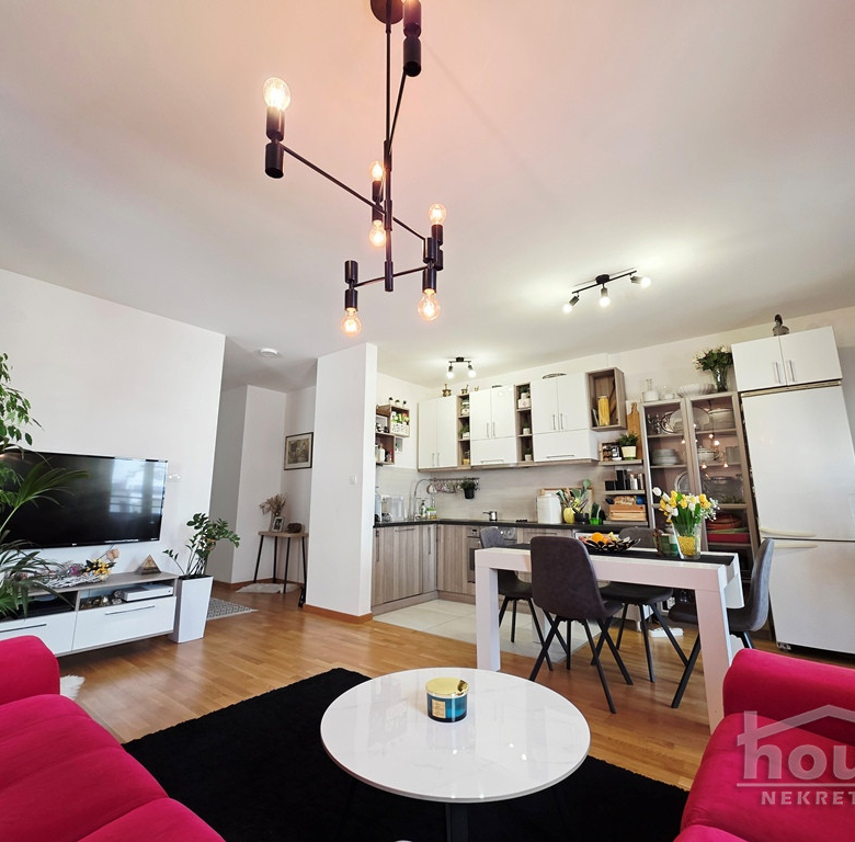 Stan Prodaja Novi Sad  72 m2