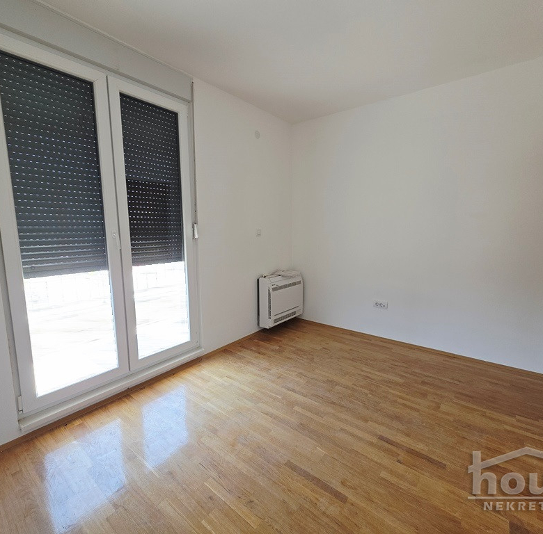 Stan Prodaja Novi Sad  80 m2