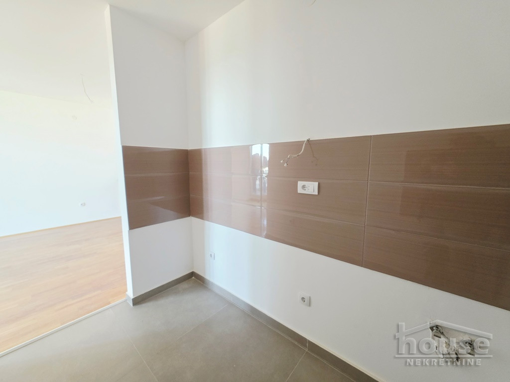 Stan Prodaja Novi Sad  80 m2