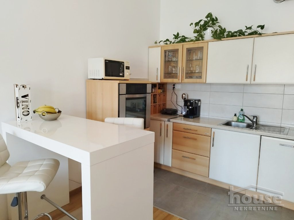 Stan Prodaja Novi Sad  71 m2