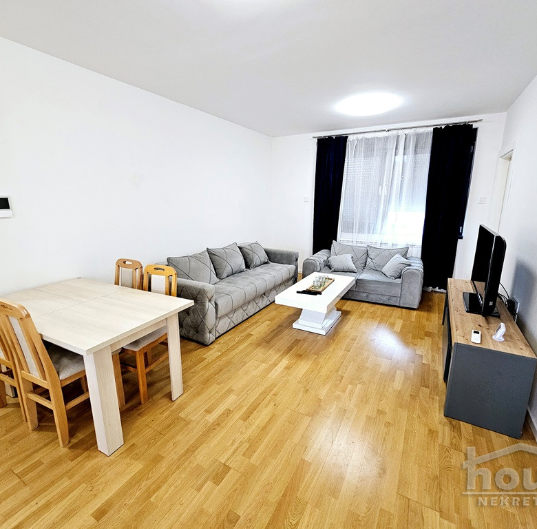 Stan Prodaja Novi Sad  72 m2
