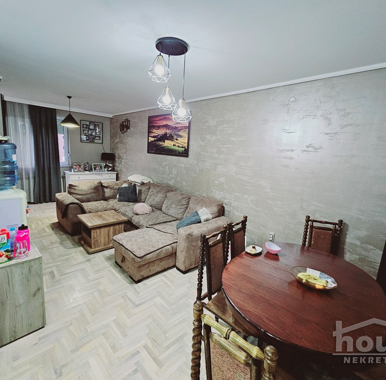 Stan Prodaja Novi Sad  67 m2