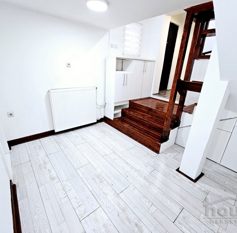 Stan Prodaja Novi Sad  50 m2