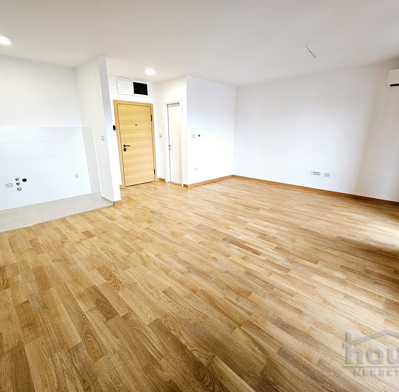 Stan Prodaja Novi Sad  105 m2