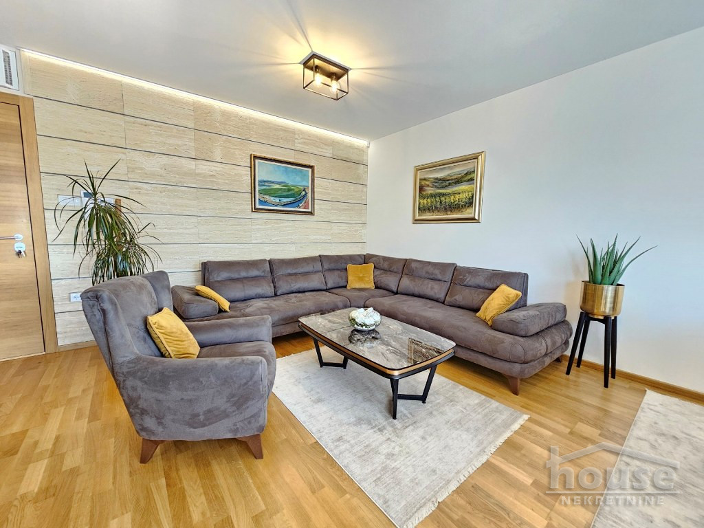 Stan Prodaja Novi Sad  75 m2