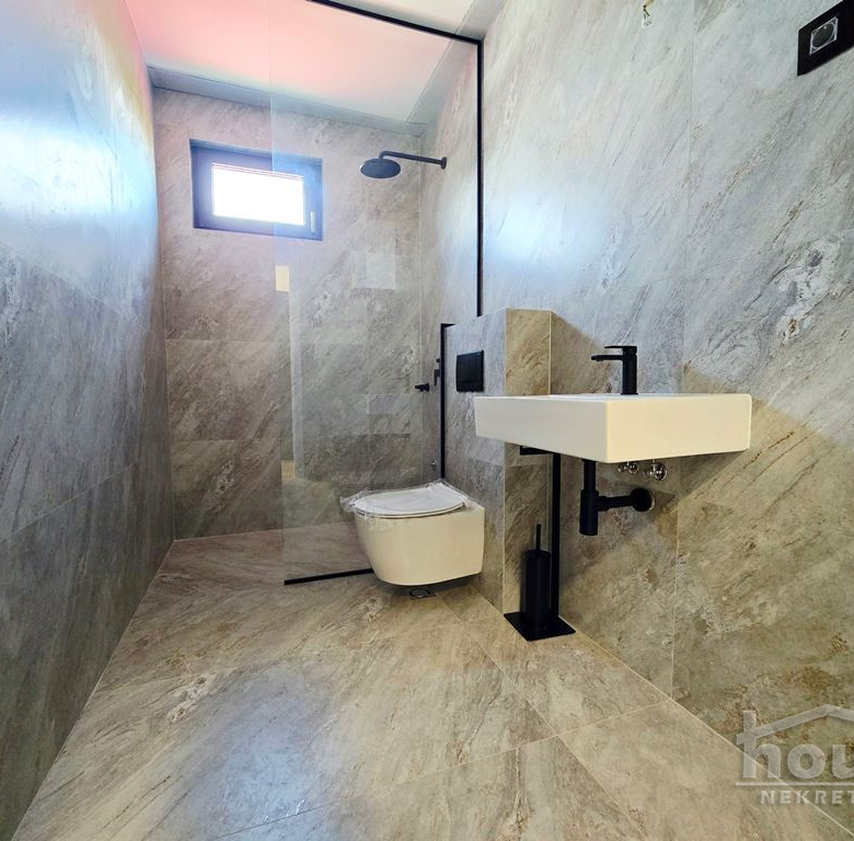Stan Prodaja Novi Sad  52 m2