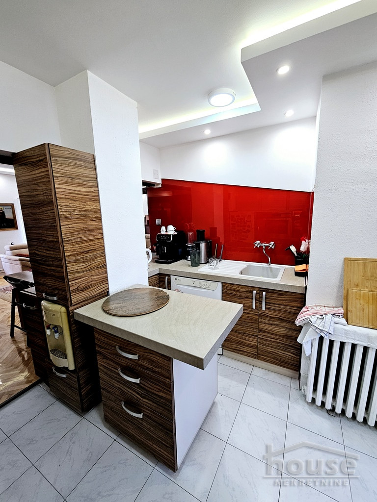 stanovi-3-po-centar-1101049-knpsp Trosoban stan na prodaju, Centar, Novi Sad, 95m², 280.000 €