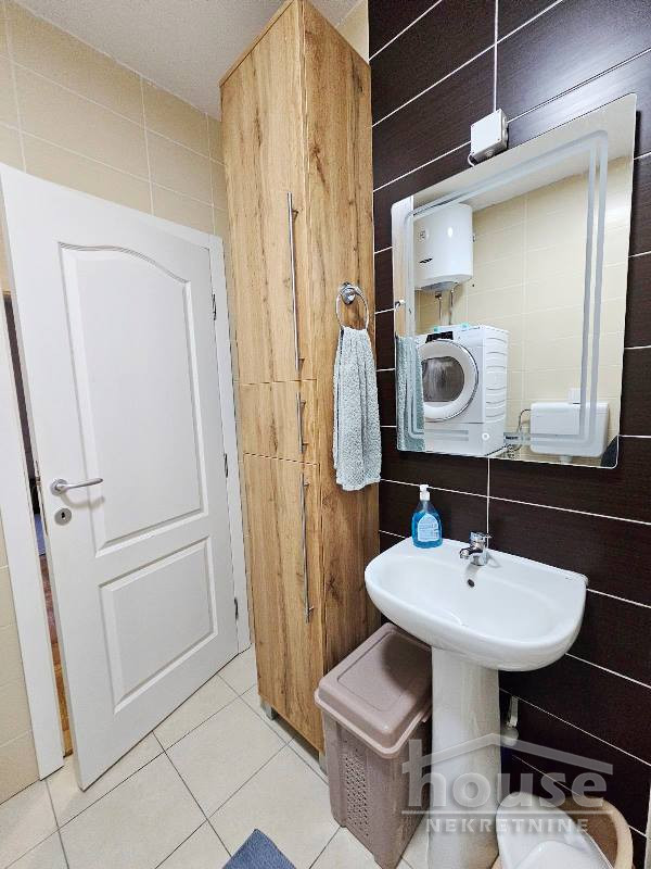 Trosoban stan na prodaju, Adice, Novi Sad, 69m², 2. sprat, 141.000 €