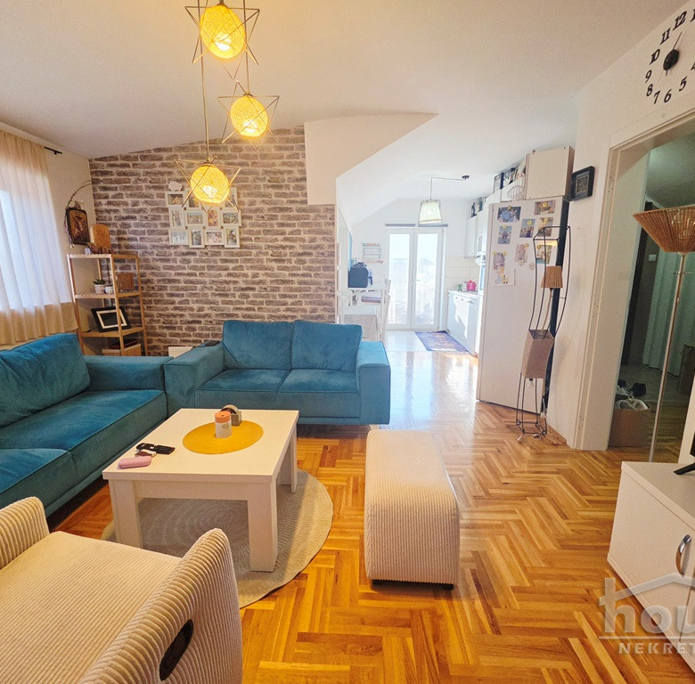 Stan Prodaja Novi Sad  69 m2
