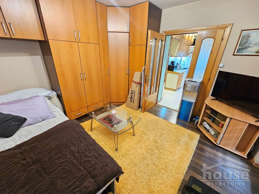 Stan Prodaja Novi Sad  65 m2