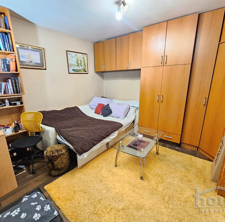Stan Prodaja Novi Sad  65 m2