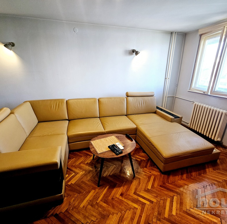 Stan Prodaja Novi Sad  66 m2
