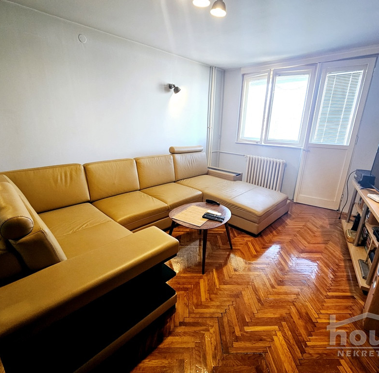 Stan Prodaja Novi Sad  66 m2
