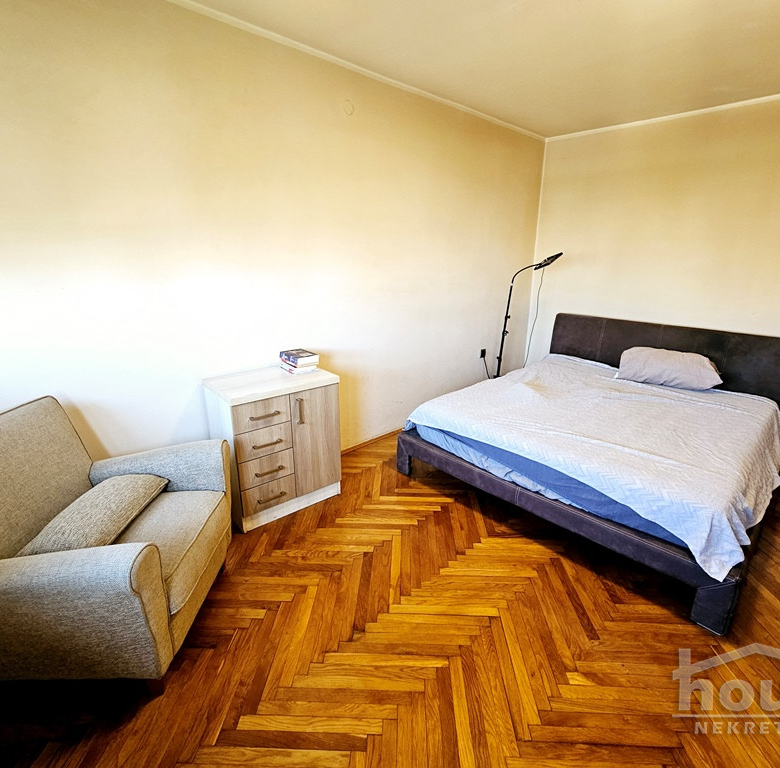 Stan Prodaja Novi Sad  66 m2