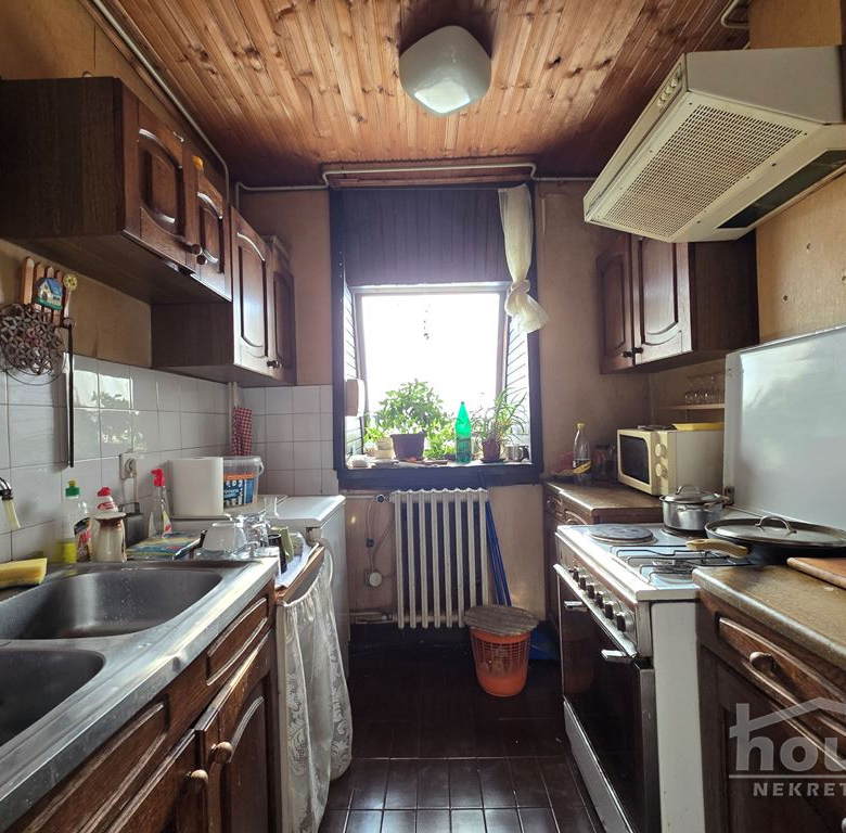 Stan Prodaja Novi Sad  74 m2