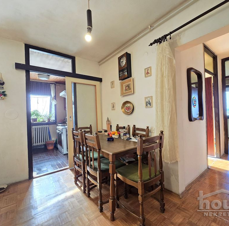 Stan Prodaja Novi Sad  74 m2