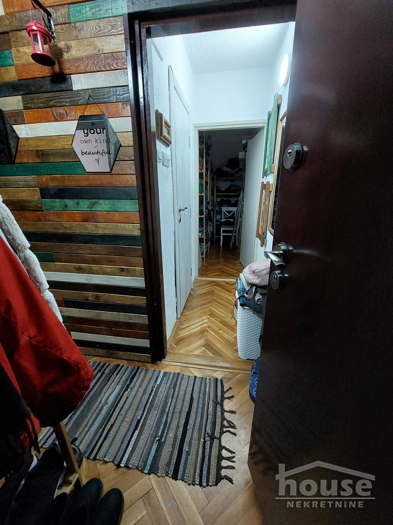 stanovi-3-re-bulevar-1102107-smb2v Trosoban stan na prodaju, Bulevar Oslobođenja, Novi Sad, 56m², 9. sprat, 155.000 €