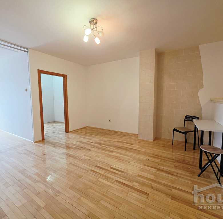 Stan Prodaja Novi Sad  48 m2
