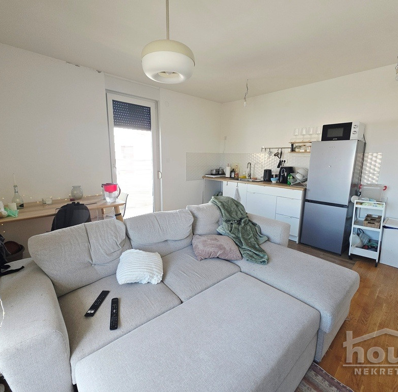 Stan Prodaja Novi Sad  65 m2