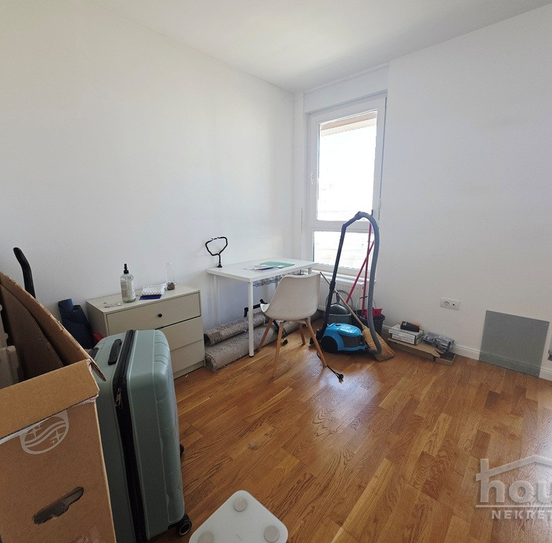 Stan Prodaja Novi Sad  65 m2