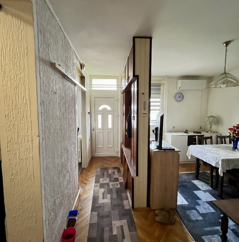 Stan Prodaja Novi Sad  58 m2